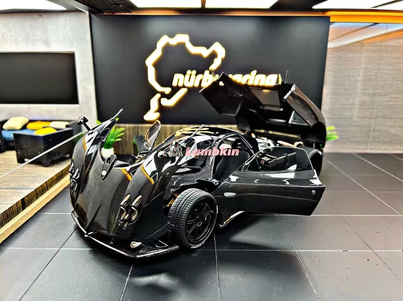 Almost Real AR 1/18 Zonda F 2005 Pagani Black Carbon Fiber # Openable High End Collectible Ornament Miniature