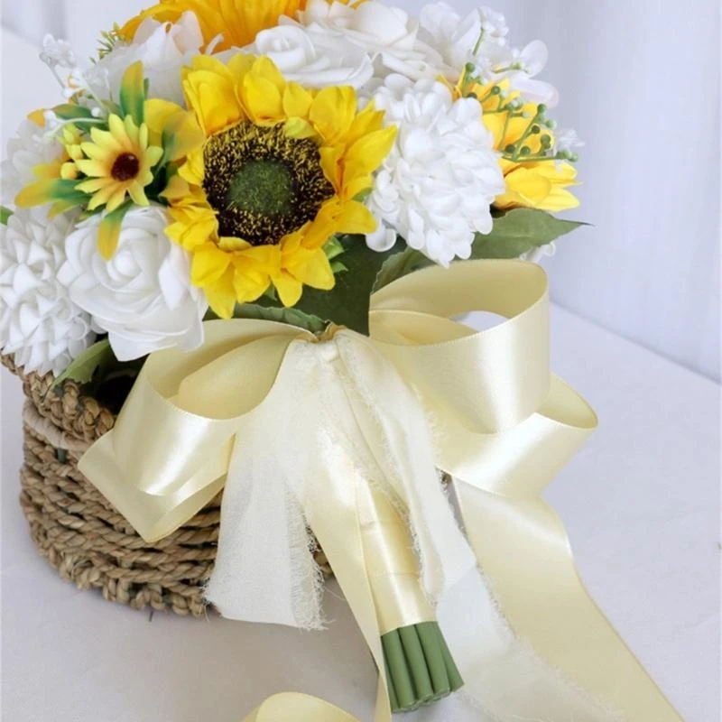

Wedding Bouquets for Bride Bridesmaid Artificial Flower for Party Decoration Artificial Flower with Silk Ribbon Gift 15UB