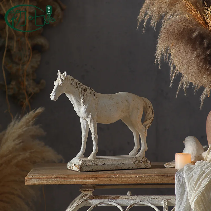 Antique and old-fashioned good meaning Mustang ornament tea room desktop decoration horse head horse success jewelry crafts
