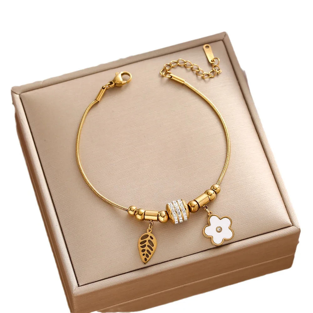 Titanium steel bracelet, a fashionable and retro bracelet, adjustable flowers and shiny diamond balls