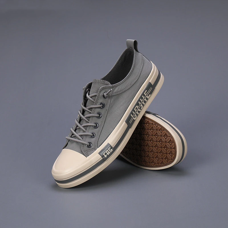 Lightweight Men's Canvas Shoes 2023 Hot Sale Comfortable Low-cut Vulcanized Shoes Men Espadrille Non-slip Casual Shoes Men Flats