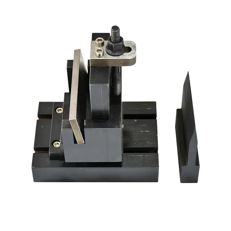 Torsion resistance test fixture Aluminum alloy heat insulation material Torsion resistance test fixture Universal machine