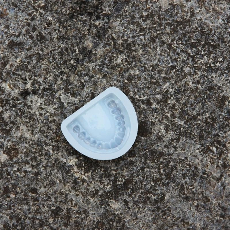 

91AC Творческая силиконовая силиконовая плесень для брелок для зубов в форме зубов подвесной смоли