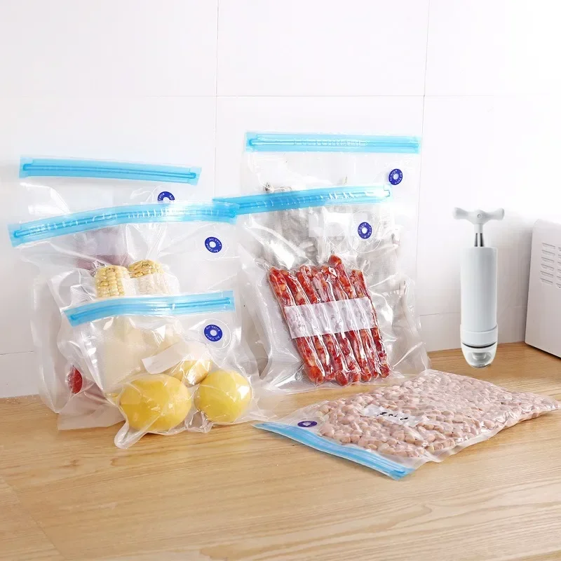

Zippered vacuum food storage bags with a handheld electric air pump, ideal for kitchen and refrigerator organization