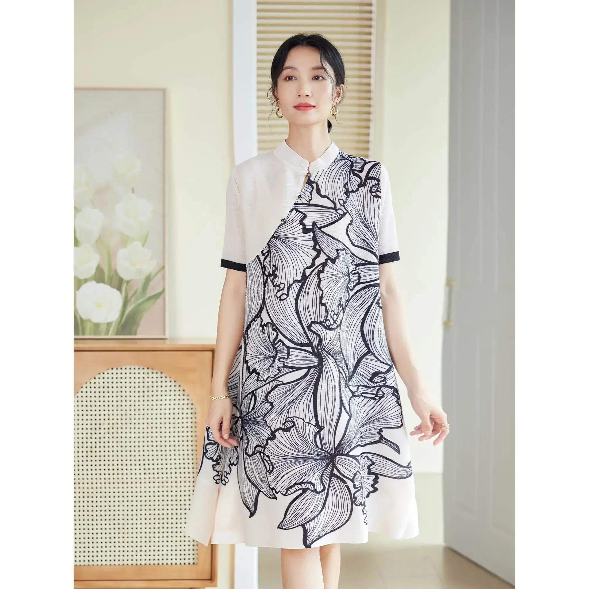 

Elegant Dresses Women, High-end Dress with Miyake Pleats, Fashionable Print, Loose Large-sized, Fashionable Mid-length,2024 New