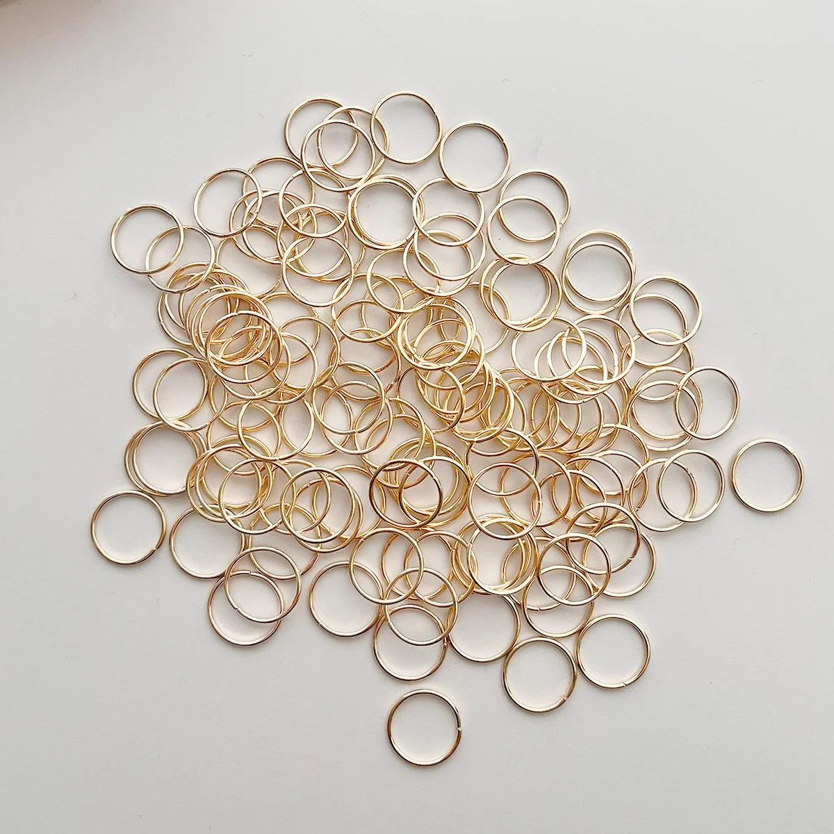 50pcs Metal Open Jump Hair Ring,Dreadlocks Beads Hair Braid Rings Clips Dread Locks Hair Braiding Cuffs Decoration/Accessories