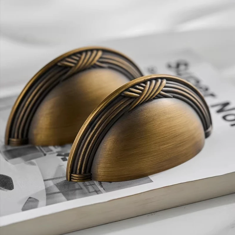 Antique Drawer Knobs Brass Shell Shape Closet Door Pulls Dresser Knobs Hardware Kitchen Cabinet Storage Handles Cupboard Pulls