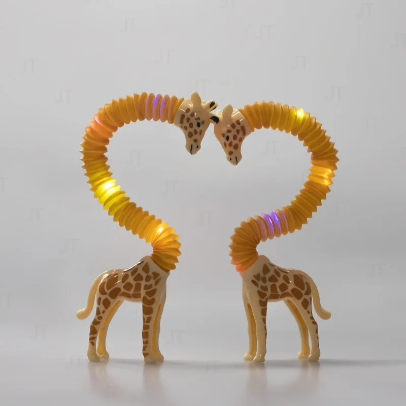 2PCS Glowing Giraffe Kids Toys Telescopic Tube Shocking Funny Comedy Children's Toys Creative Antistress Office Adult Toys