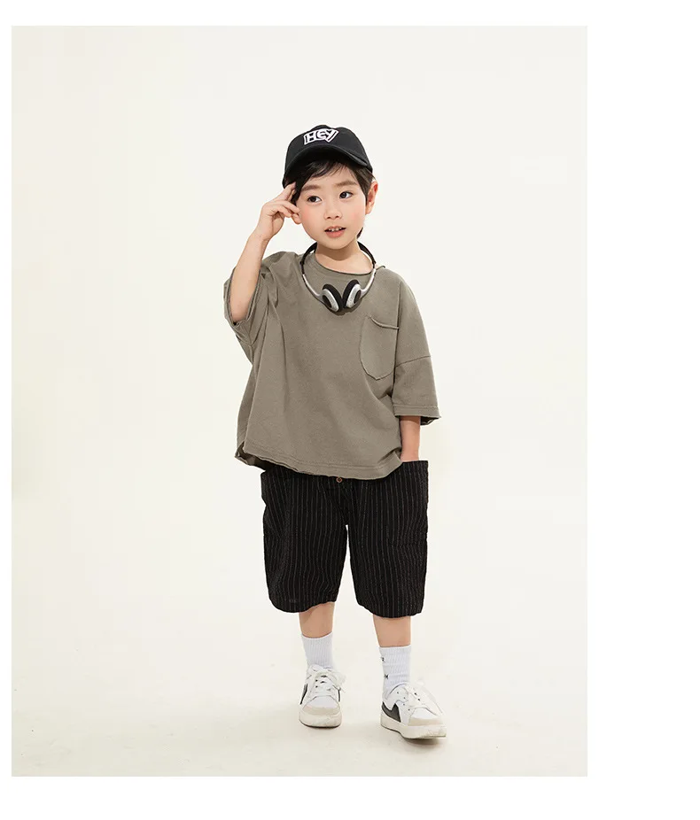 T-shirt Childrens Clothing Boys Short Sleeved Summer New Korean Burr Edge Solid Color Half Sleeve Tops 2024 Round Collar