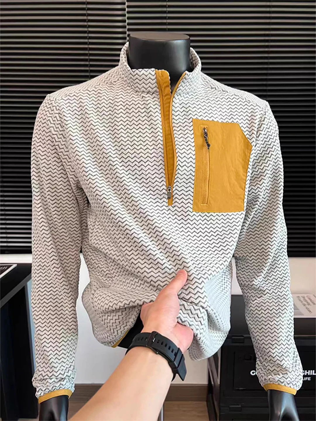 Camiseta de Moletom Masculina de Manga Longa com Meio Zíper, Padrão Ondulado Americano, Forro de Lã, Quente para Esportes ao Ar Livre de Inverno, Uso 