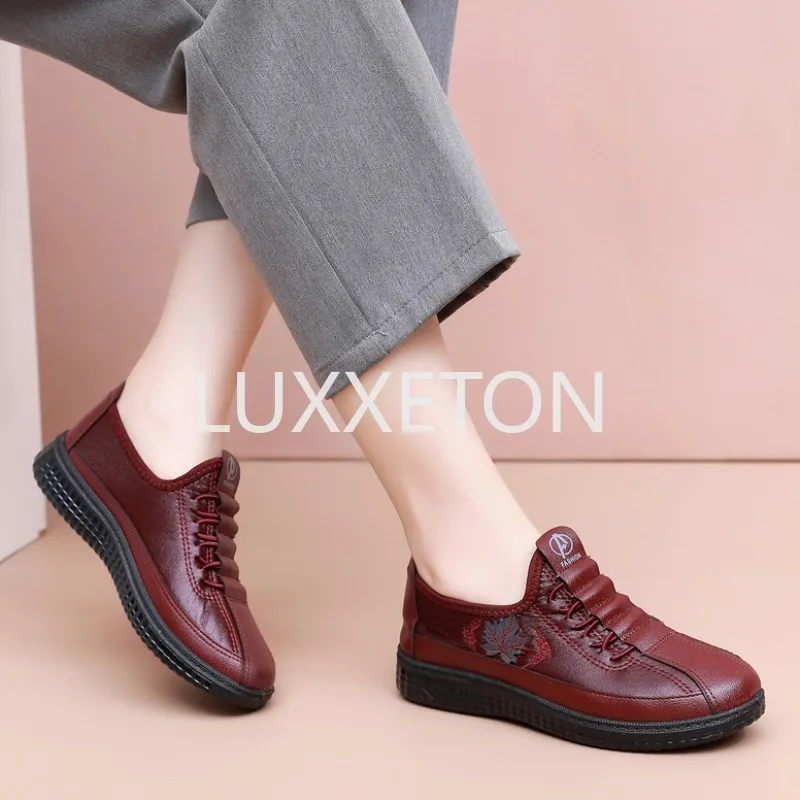 2024 Spring and Autumn New Soft Sole Comfortable, Anti Slip, Waterproof Soft Sole Casual Fashion Flat Sole Single Shoes