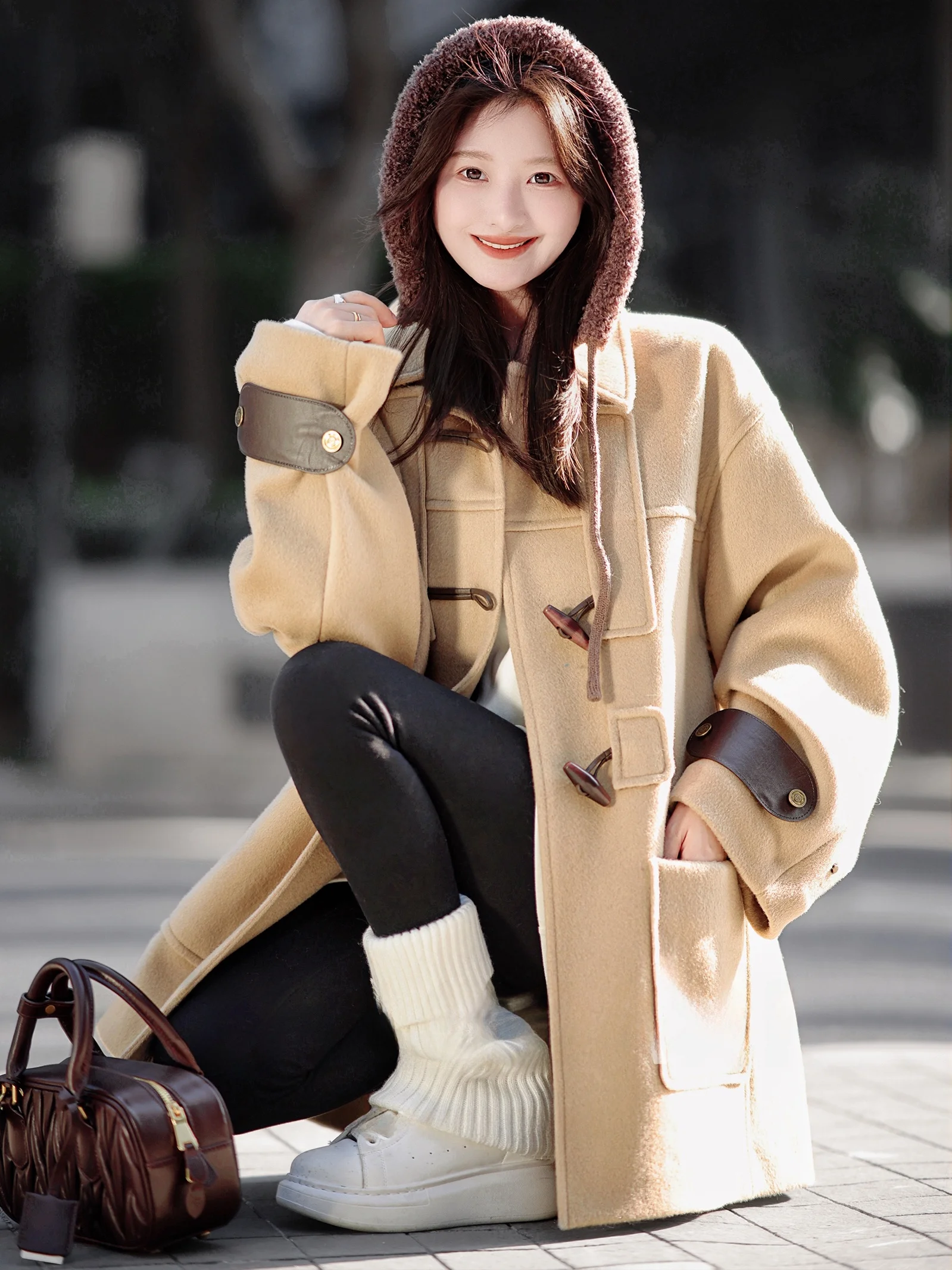 

Шерстяное пальто Ele с воротником-стойкой и пуговицами из рога от Zhao Daxi, простого свободного кроя, с длинными рукавами, средней длины