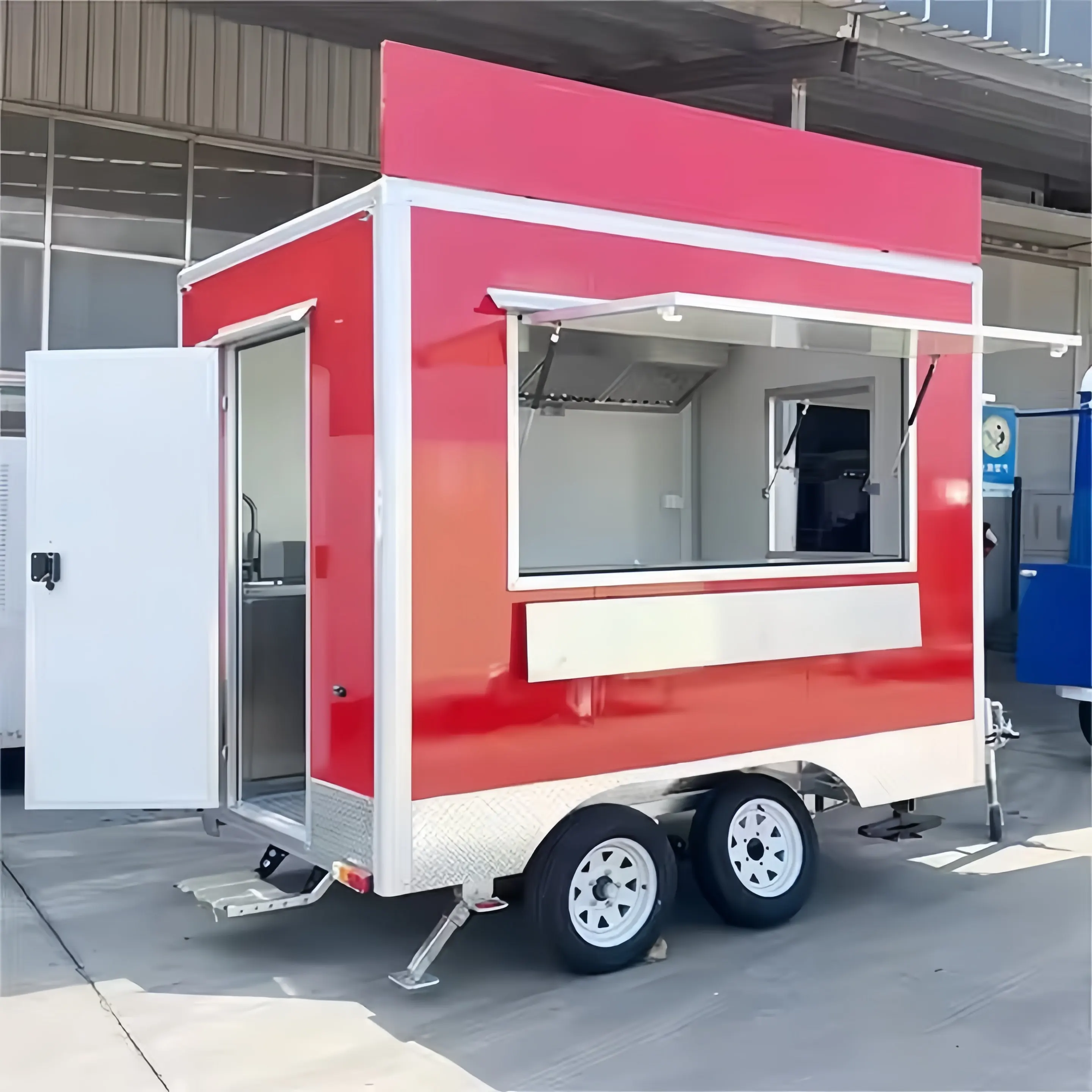 

Customzied Food Truck Trailer with Full Kitchen Beverage Juice Bar Multifunctional Food Cart Tent Caravan