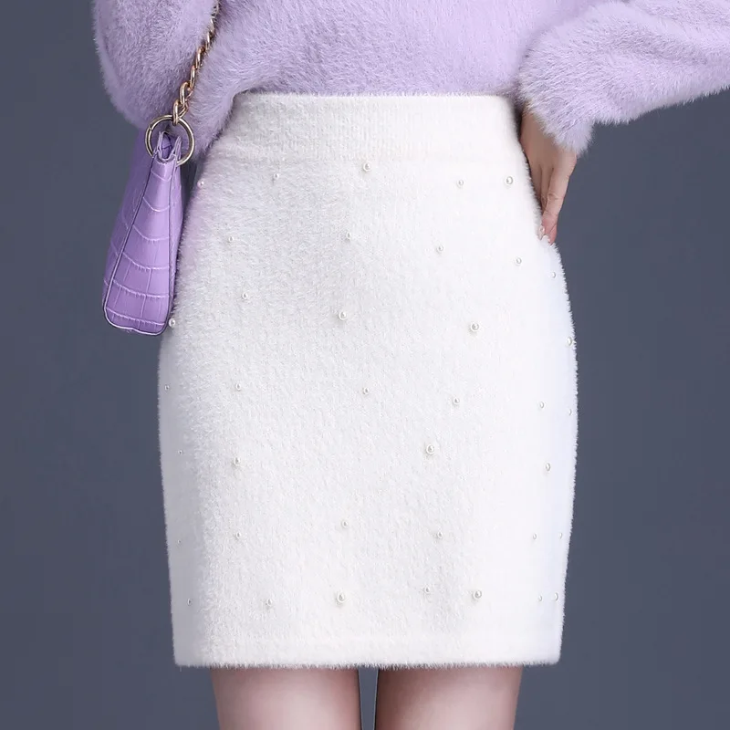 #1642 Black White Knitted Mohair Skirt Women Slim Pearls Mini Skirt Female Sexy Office Short Pencil Skirt Femme Autumn Winter