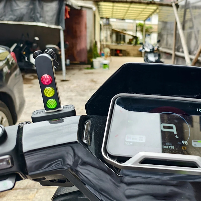 

Innovative Wind-Powered LED Warning Lights Bike Traffic Light Style Adornment Unique Motorbike Ornament Gift