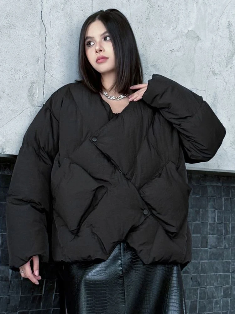 YERMORA أسود غير منتظم مشبك سميكة وسادة مبطنة للنساء الخامس الرقبة طويلة الأكمام فضفاضة جديدة معطف القطن موضة خريف شتاء 2025 #5
