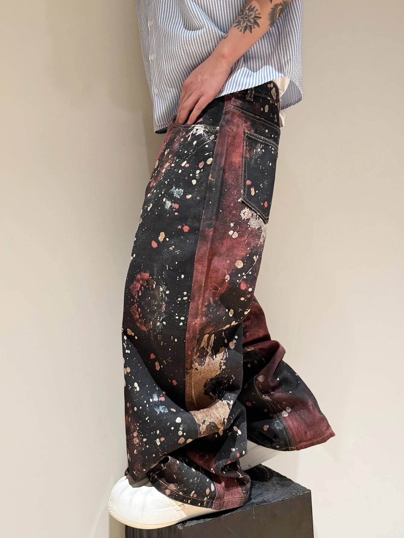 กางเกงยีนส์ทรงหลวมสำหรับผู้ชาย - Streetwear Brand Designs บทวิจารณ์และราคา
