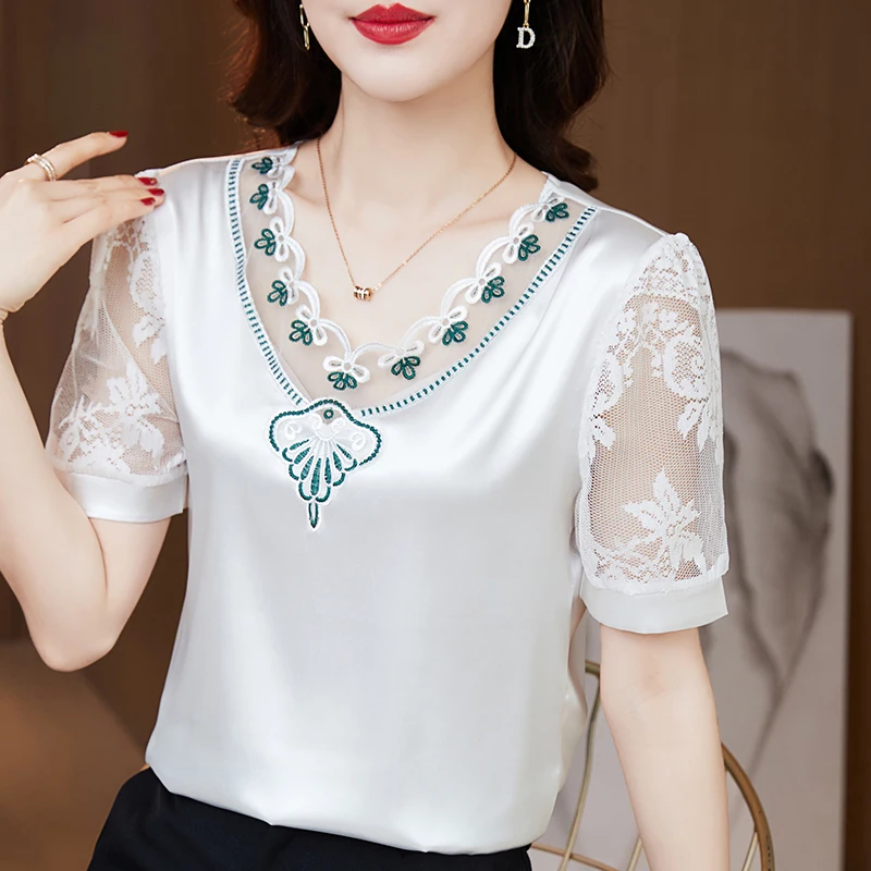 M-4XL New Fashion Women Shirt V neck Stitching Satin lace Blouse Summer Short sleeve Flower Mesh Tops blusa feminina