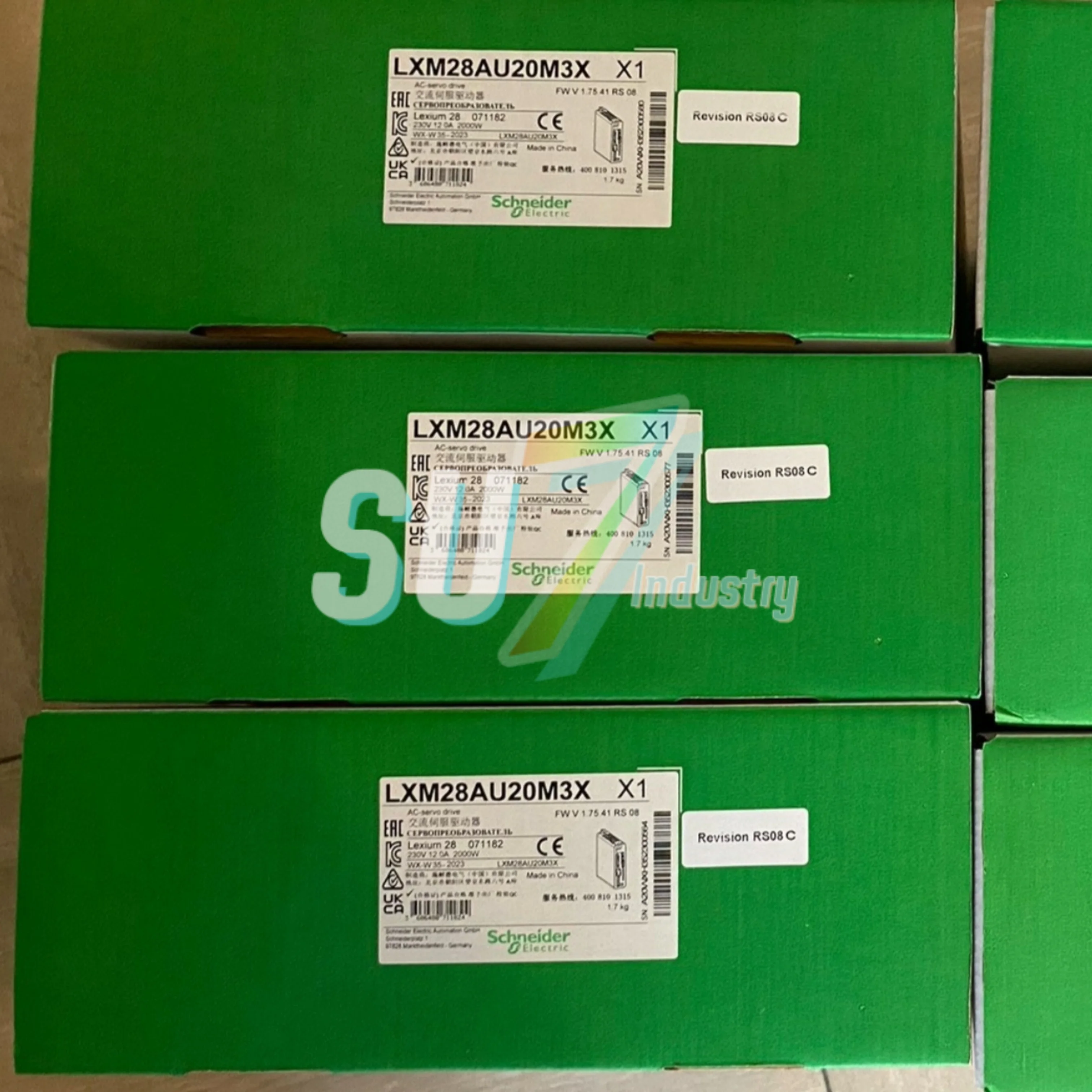 سائق سيرفو LXM28AU20M3X LXM32CD18N4 جديد وأصلي
