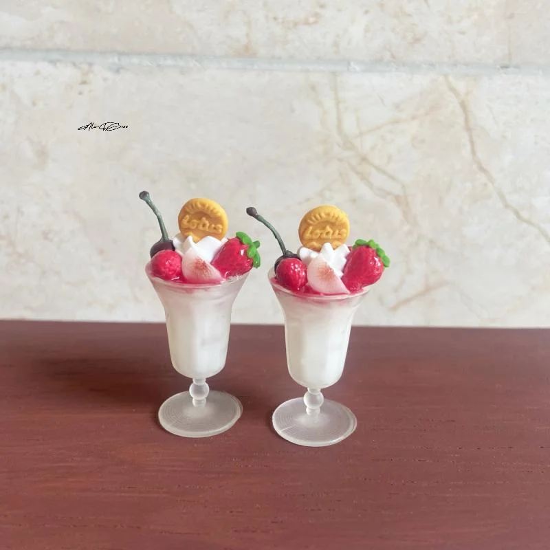 Rosa Eisbecher Getränk Miniatur 1/12 Puppenhaus Essen Modell Spielzeug Einzelstück Puppenzubehör für Kinder Puppenhaus Dekor Geschenk