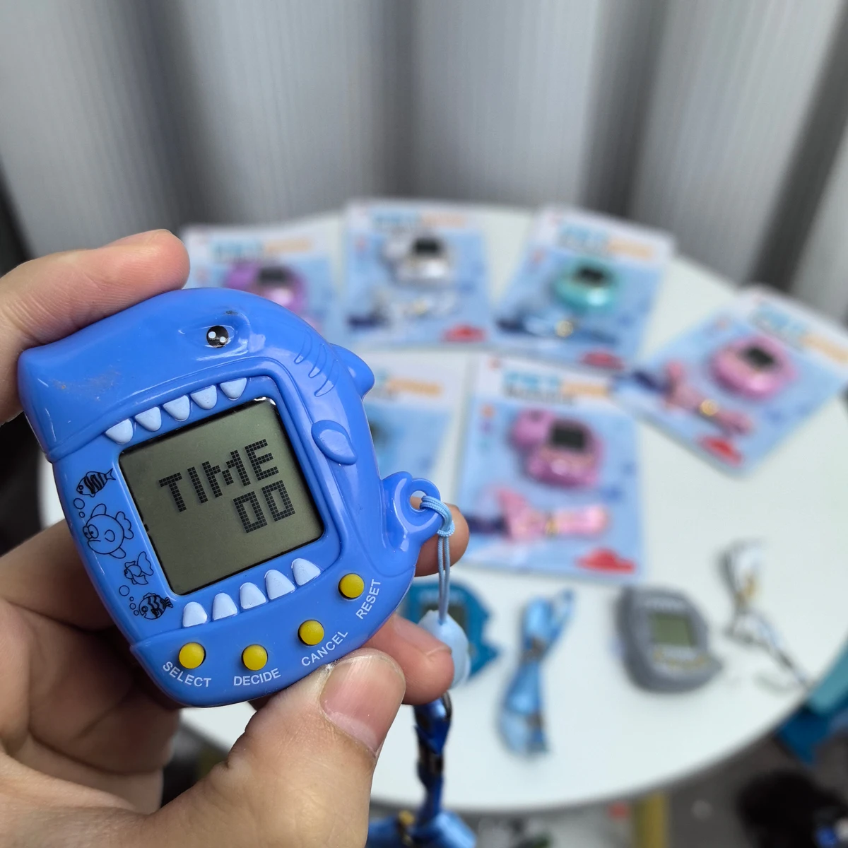 1 Stuk Tamagotchi Virtuele Transparante Elektronische Huisdieren Handheld Training Spel Nostalgische 168 Huisdieren Mini Huisdier Machiner Grappige Speelgoed Geschenken