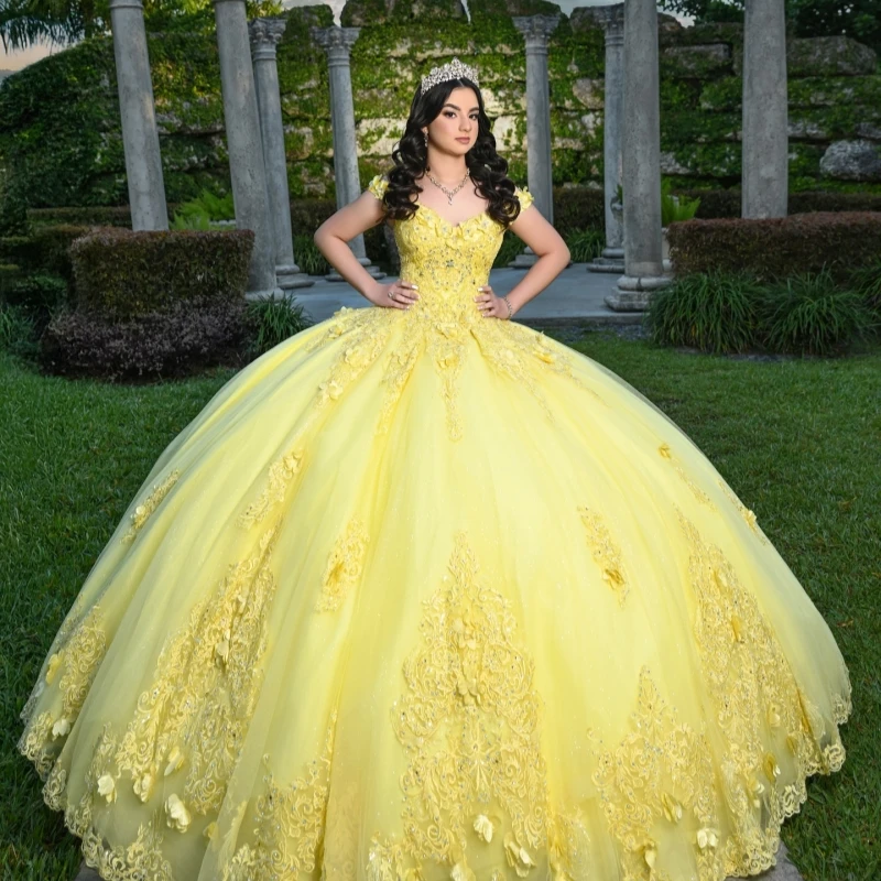 Рисунок 3 - Желтое блестящее платье Quinceanera