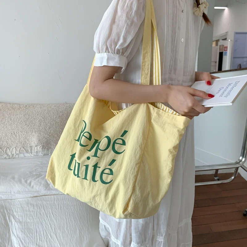 Fashionable Women's Crossbody Bag, Casual Tote Bag, Ins Letter Printed Handbag,Red Striped Double-sided Single Shoulder Bag