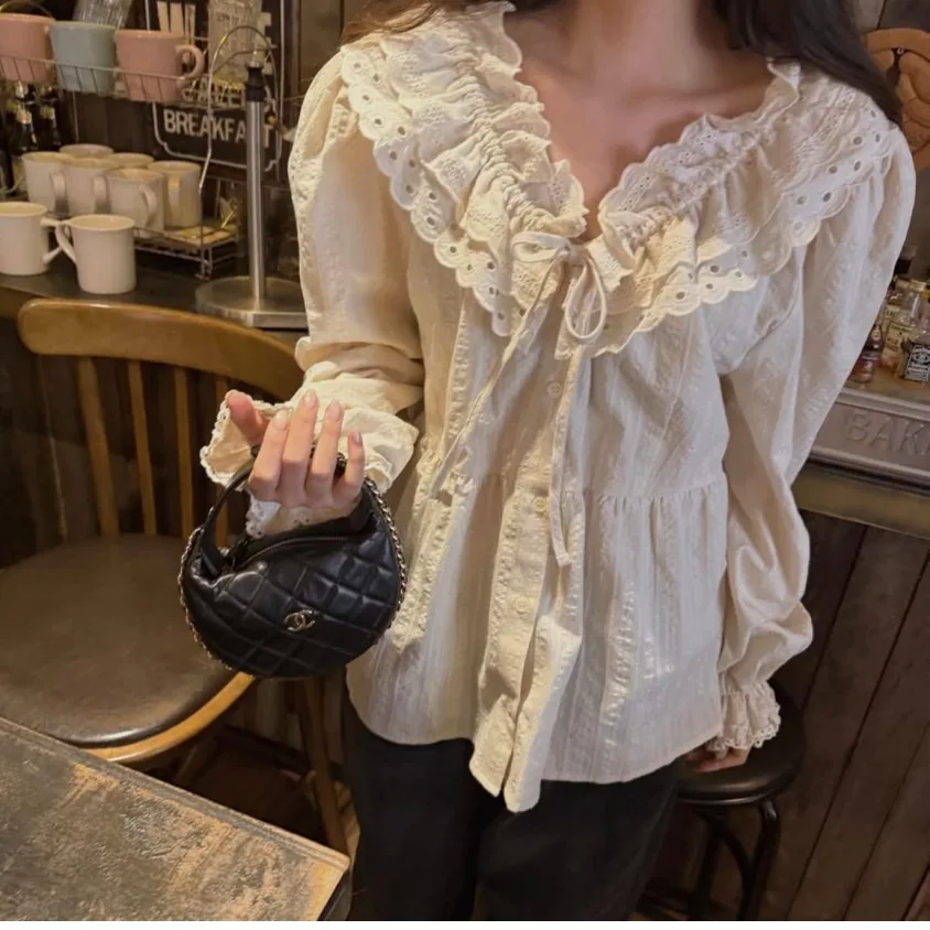 

Korean Style Versatile Women's Shirt Spring 2026 Chic Early Season Fashion Design Double Collar Hollow out Lace All-Match