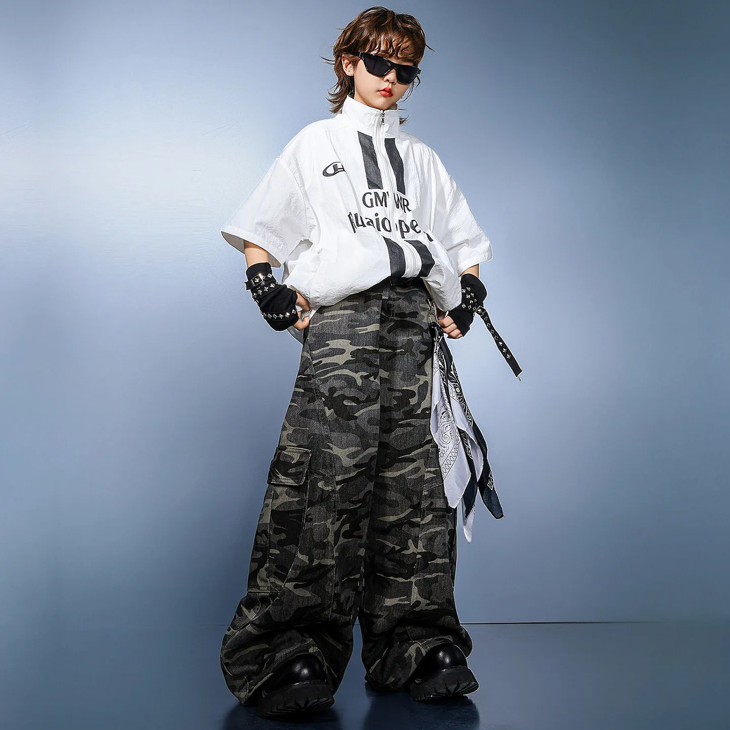 

Kid Kpop Hip Hop Clothing White Zip up Shirt Jacket Camo Casual Baggy Cargo Pants for Girl Boy Jazz Dance Wear Costumes Clothes