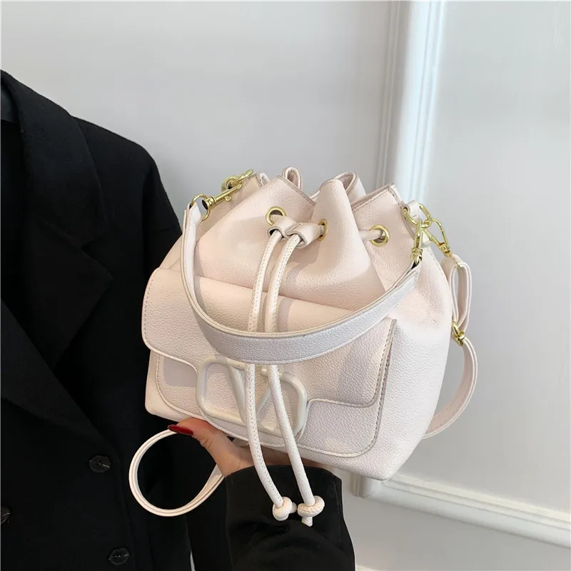 Herfst- en winterdamestas 2025 - Populaire kleine emmer, modieus high-end, voortreffelijk casual, draagbare messenger/schouder