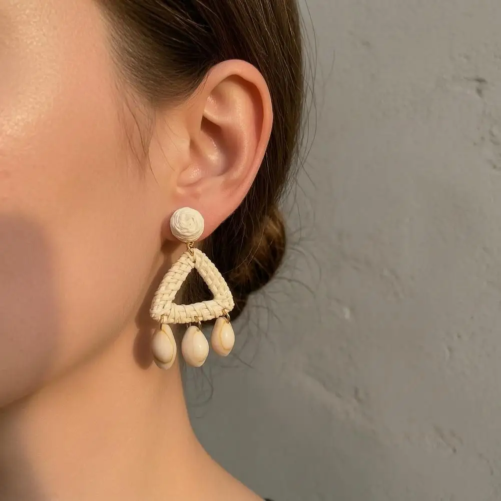 Lightweight Woven Earrings Handmade Raffia Bohemian Dangle Earrings Wicker Rattan Triangle Drop Jewelry Summer Beach for Women