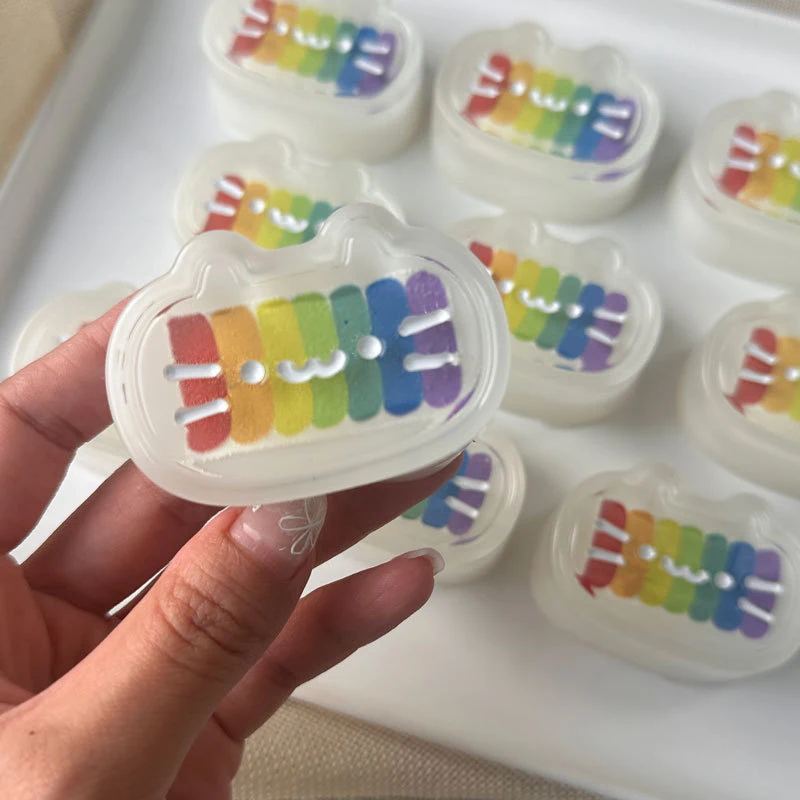 귀여운 소프트 스퀴시 무지개 작은 고양이 스퀴즈 장난감 안티스트레스 타바 스퀴시 어린이 소녀 장난감 선물 스트레스 볼 성인 감각 장난감