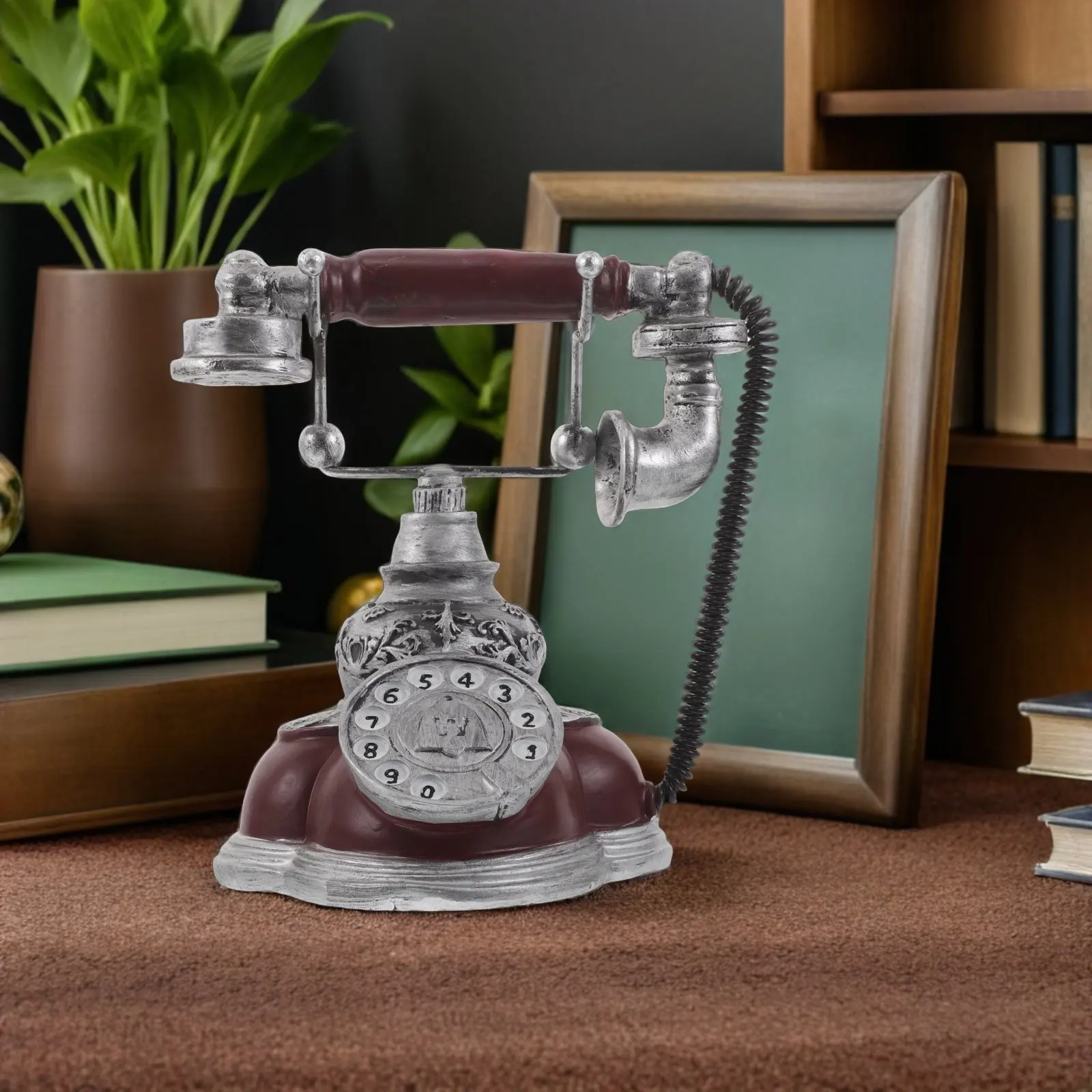 

Vintage Telephone Resin Ornament Retro Landline Phone Decorative Classic Western Home Decor Old Fashioned Desk Telephone