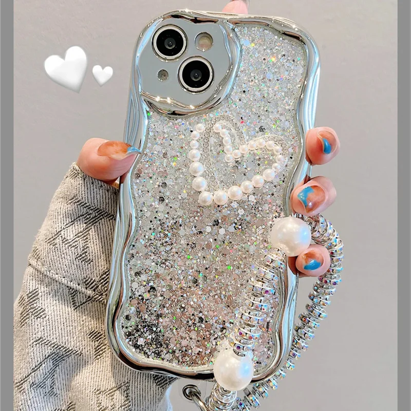 

Electroplated cream pattern for iPhone13 phone case iPhone14Promax iPhone15 Love Pearl bracelet