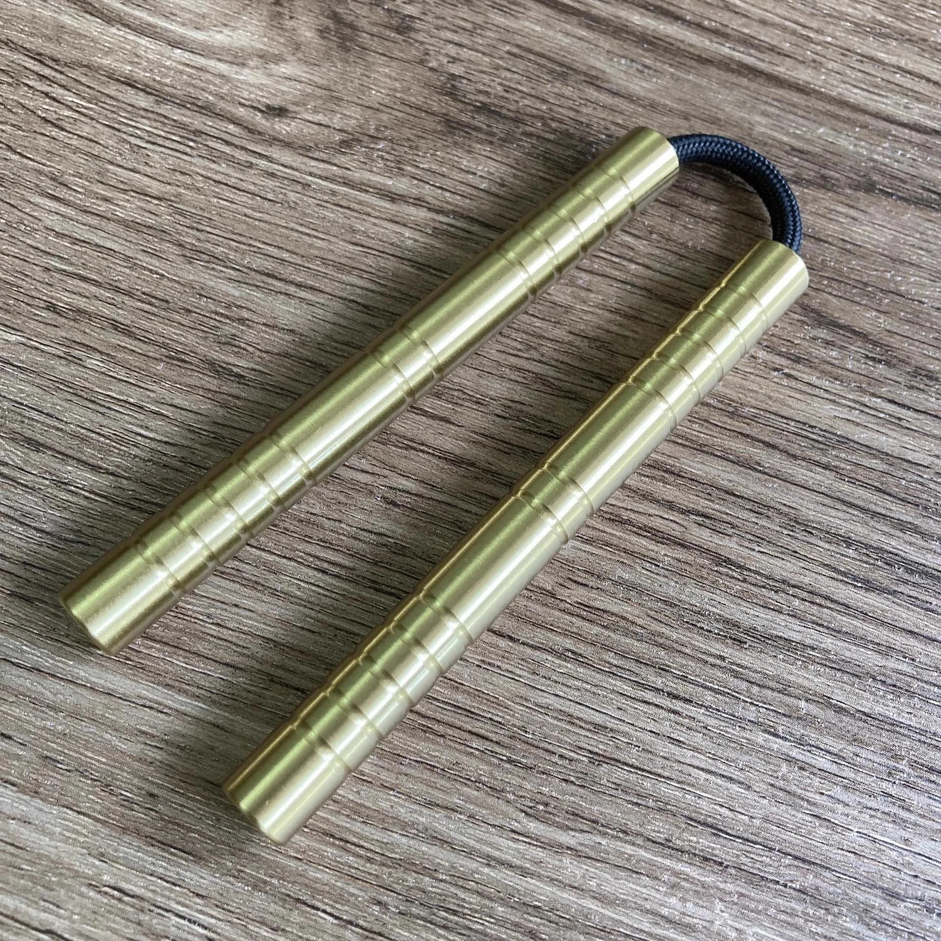 Imagem -04 - Stress Relief Mini Nunchakus Begleri Habilidade Toy Thumb Mandris Treinamento Nunchucks Artes Marciais para Exercício de Dedos