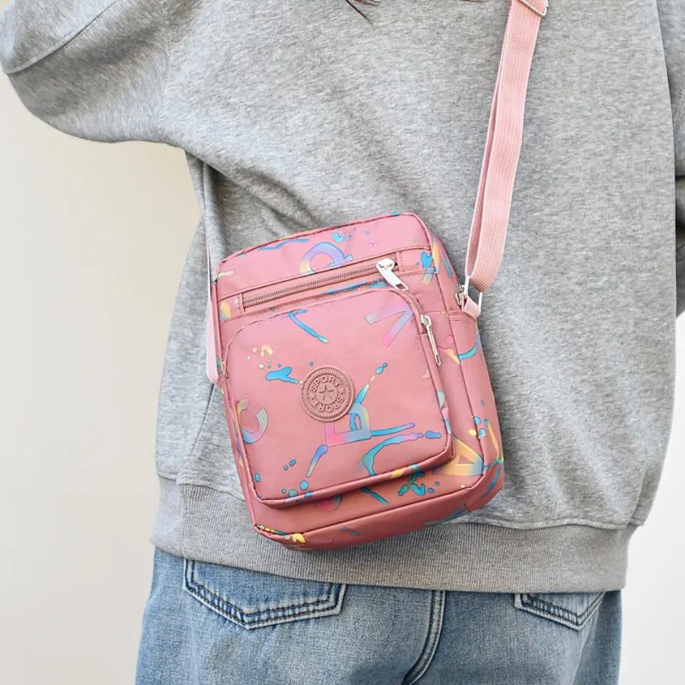 

Women's Crossbody Bag Large Capacity Lightweight Multi-Pocket Dumpling Shape Shoulder Bag with Flower Pattern