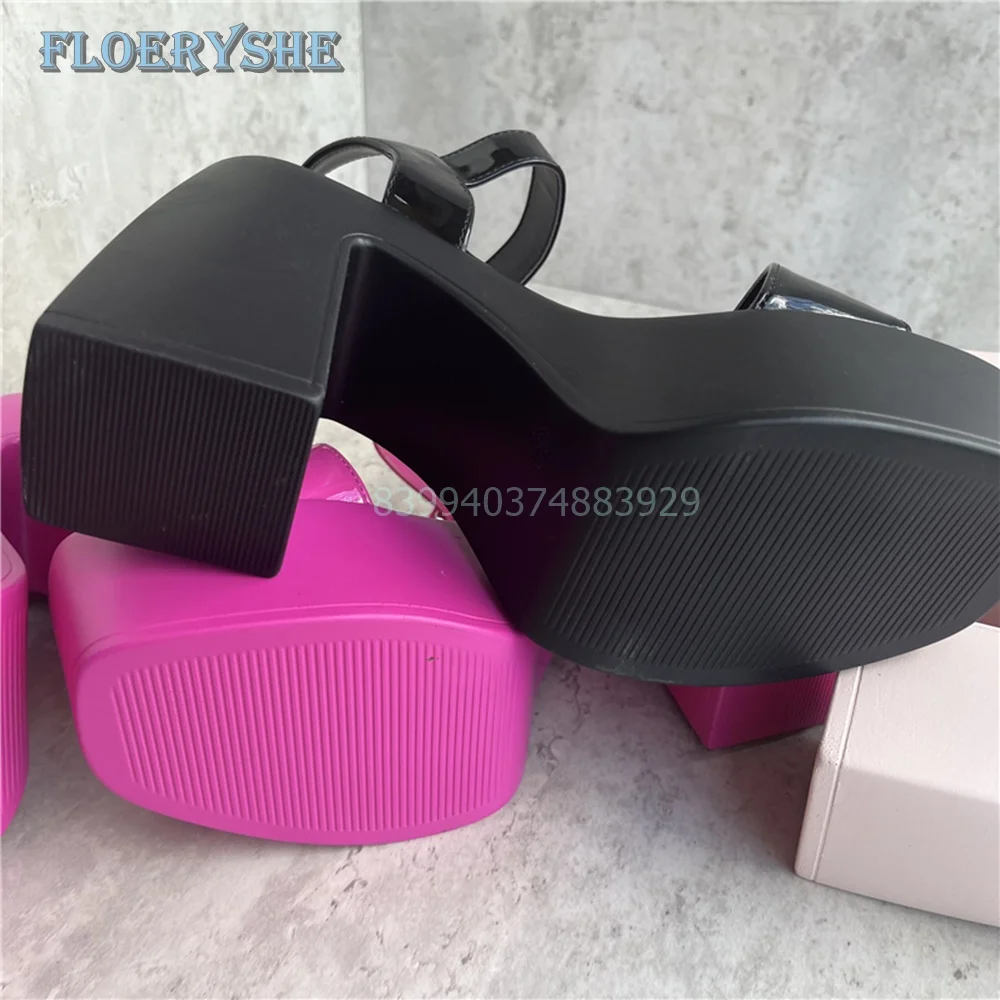 Sandalias con plataforma de charol para mujer, calzado con correa en el tobillo, color blanco y negro, Magenta sólido, novedad de verano 2024