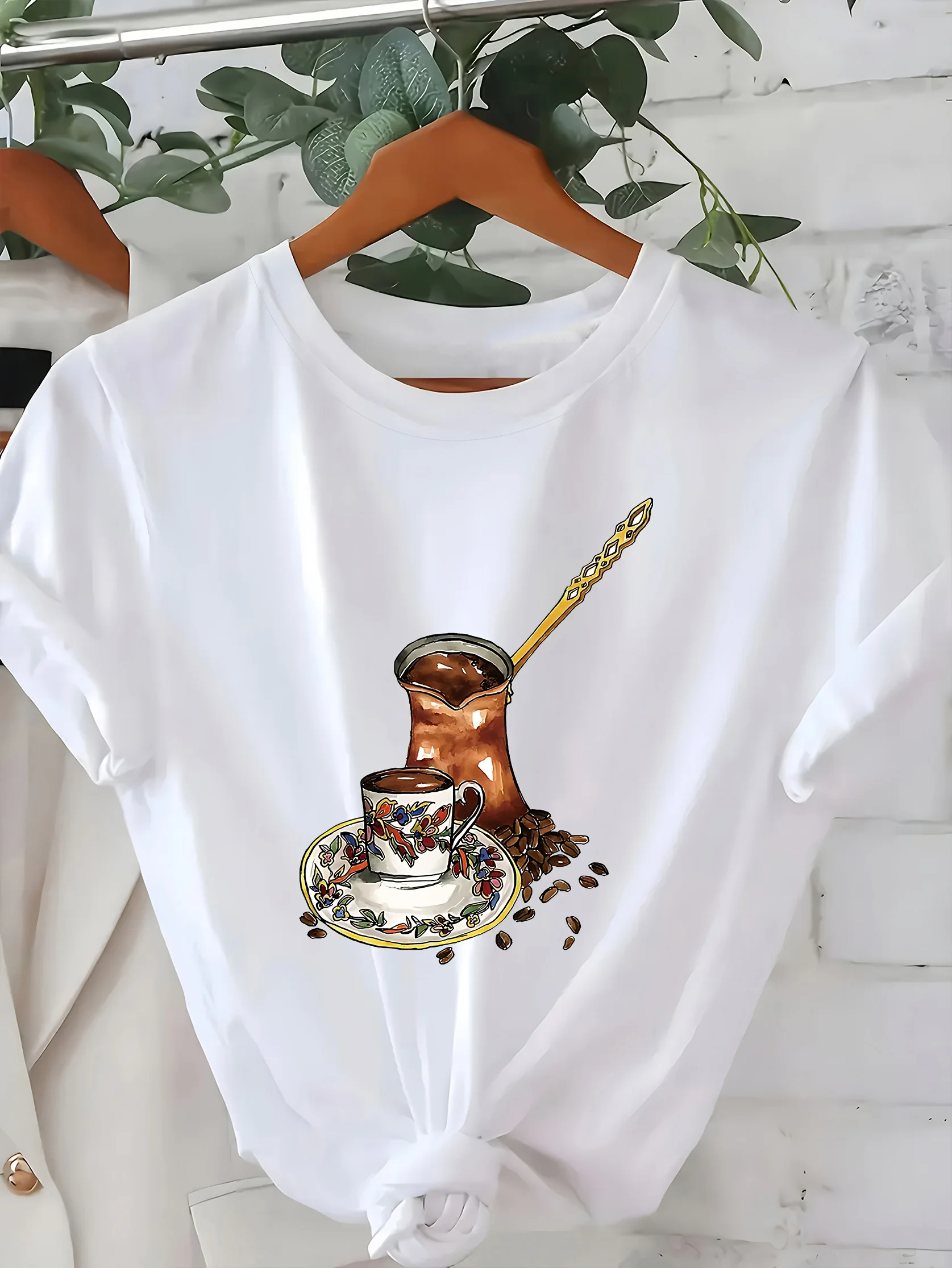 Rich Coffee Traditional Turkish Style Patterned Printed Women'S T-Shirt Casual Round Neck Spring and Summer with Short Sleeves