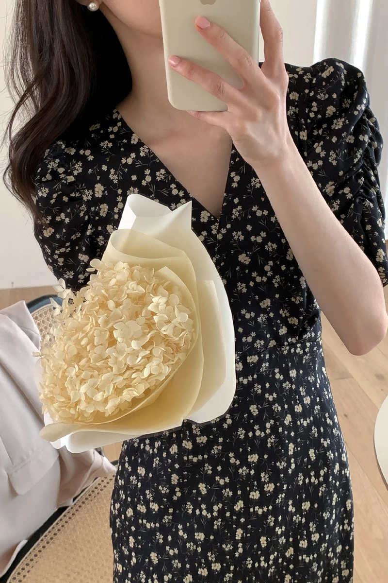 레트로 v 넥 꽃 허리 장착 슬리밍 드레스 타이 슬리브 여성용 여름 옷장 관능적 인 디자인 슬리밍 퍼프 슬리브 