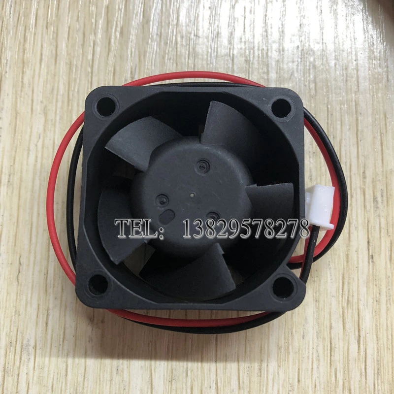 Delta Electronics EFB0405HD DC 5V 0.38A 40x40x20mm 2-Wire Server Cooling Fan