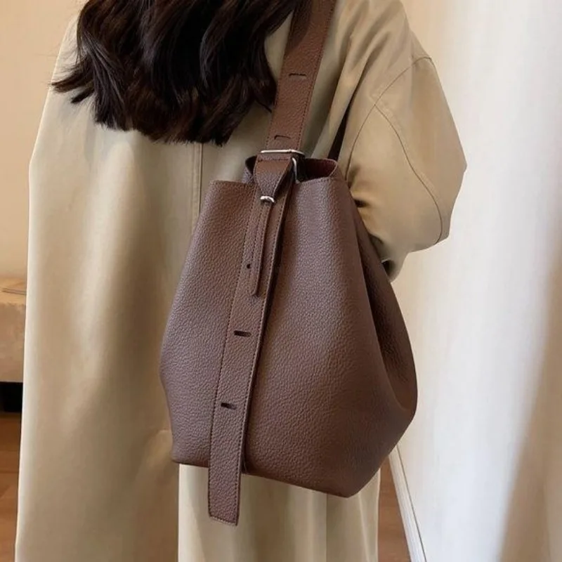 

Сумка-ведро из искусственной кожи для женщин, большая вместительная сумка через плечо, легкая дорожная сумка с регулируемым ремешком