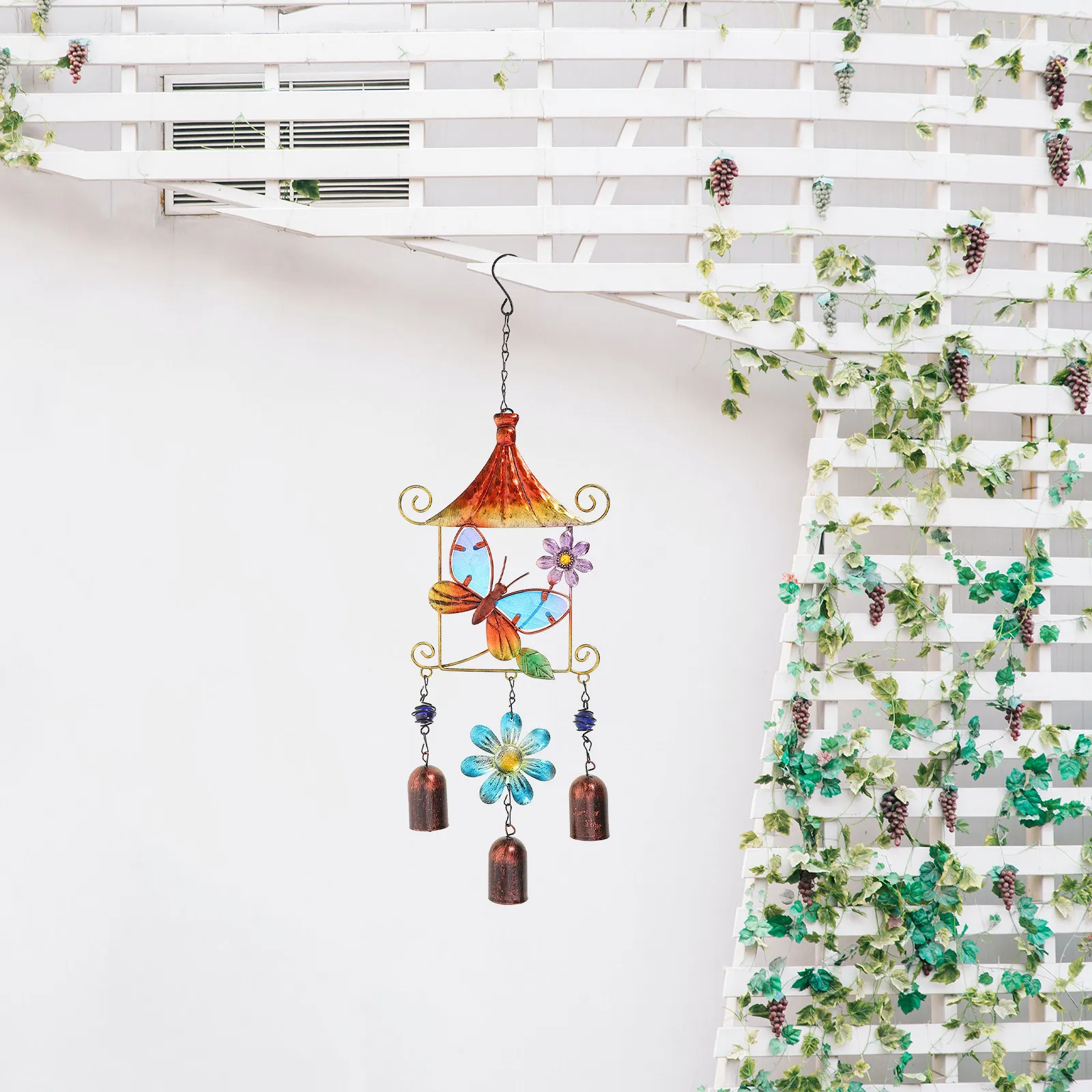 

Vintage Wind Chime Metal Bell Pendant Delicate Hanging Bell Ornament for Indoor Outdoor Garden Decoration Retro Home Decor