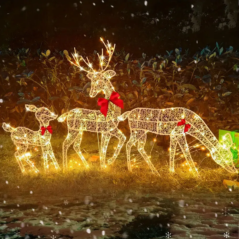 2026 New Year LED Holiday Deer Lighting Front Yard Decor Light-Up Deer Classic Reindeer-Motif Adds Elegant Holiday Spirits