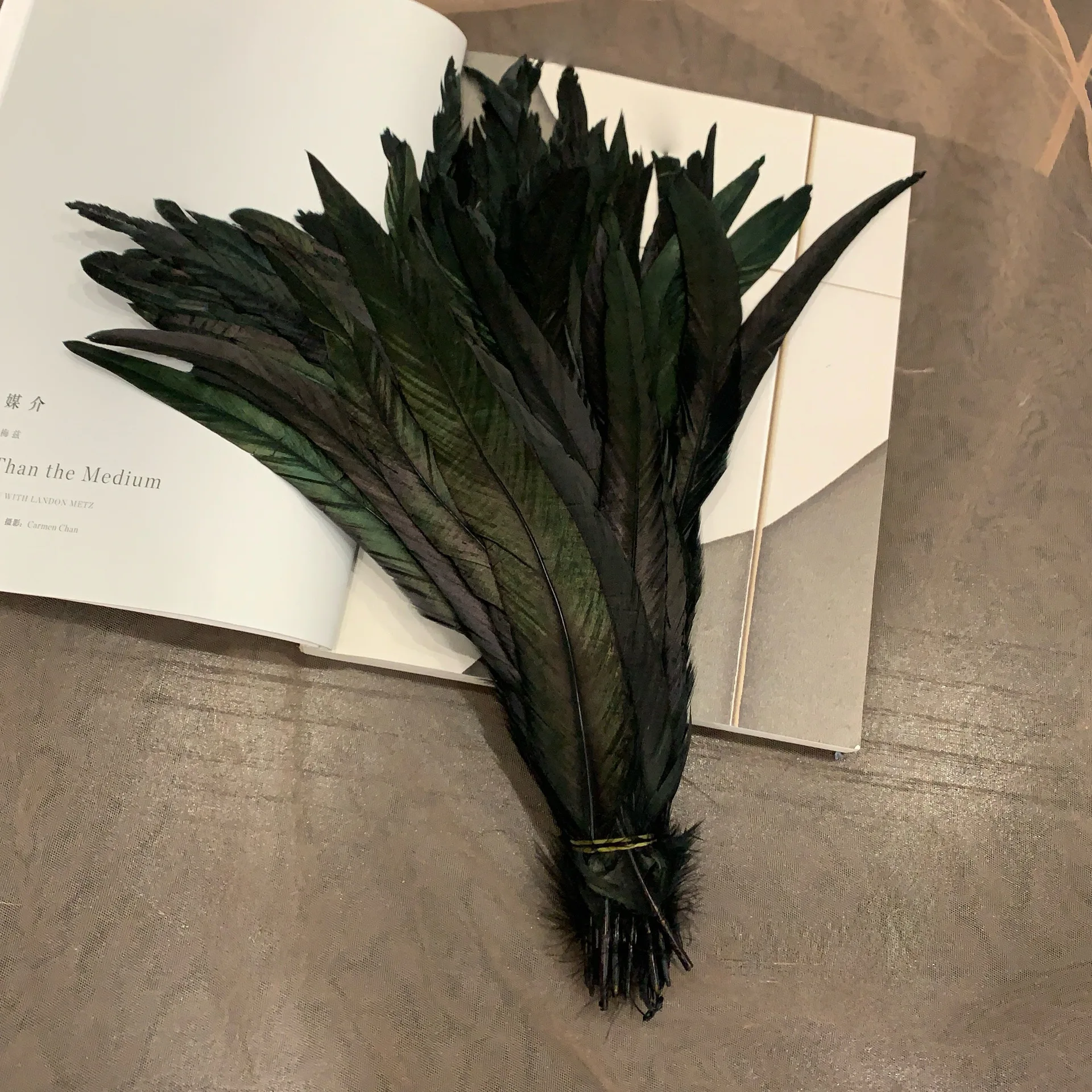 10 قطعة ريش الدجاج المصبوغ 25-30 سنتيمتر DIY بها بنفسك الحرف اليدوية مجوهرات حفل زفاف عطلة الملابس الديكور #6