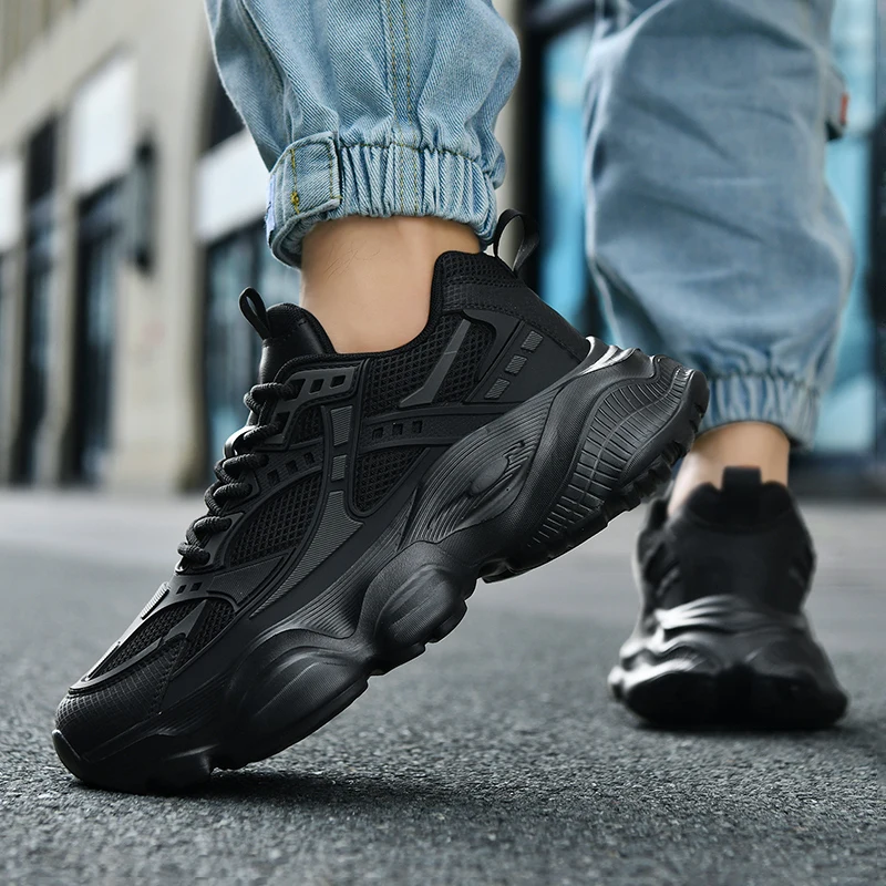 남성 신발 스니커즈 남성 테니스 럭셔리 신발 남성 캐주얼 트레이너 레이스 통기성 패션 로퍼 러닝화 남성용