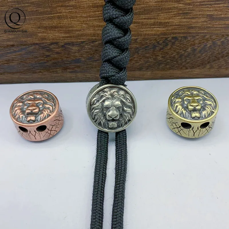 Brass Lion King compass  Knife Pendant Beads Creative Copper Car Keychains Umbrella Rope Bead EDC Outdoor DIY Paracord Pendant