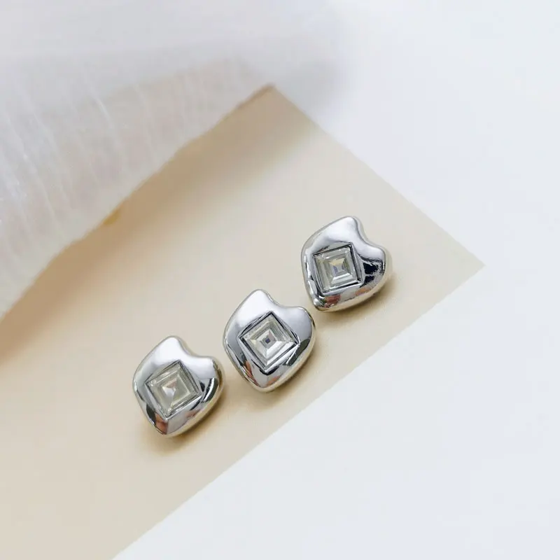 Alien-förmige quadratische Strass-Metallknöpfe, 10 Stück, hochwertige Nähaccessoires für Hemden, Kleidung, DIY-Bekleidungsdekorationen – Detail 5
