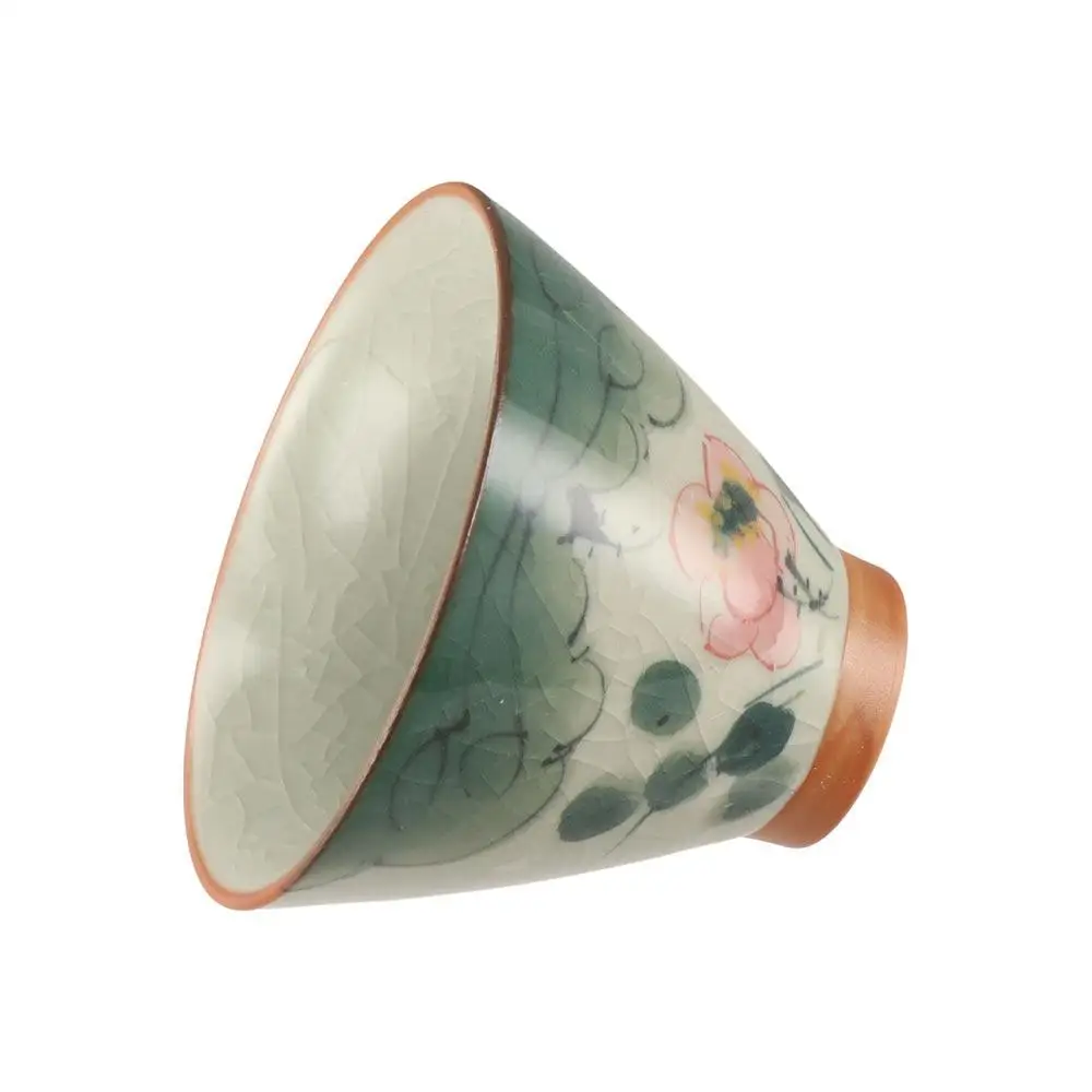 Vintage Hand-painted Ge Kiln Ceramic Tea Cup Chinese Lotus Graphic Kung Fu Tea Cup Non-Scald Retro Tea Tasting Cups Gift