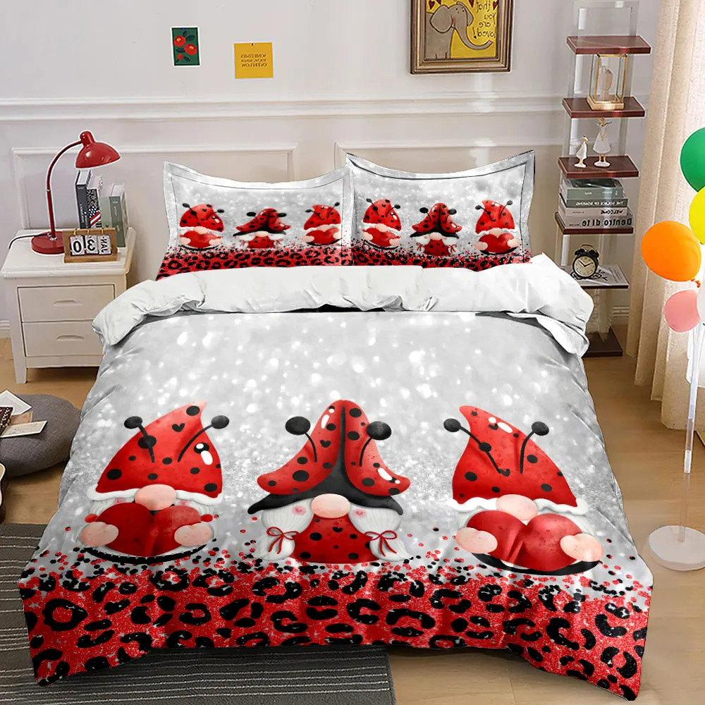 Red ladybug-themed gnome decoration Duvet Cover Set with 3D Printing Design Soft Polyester Bedding Set All-Season Comfort