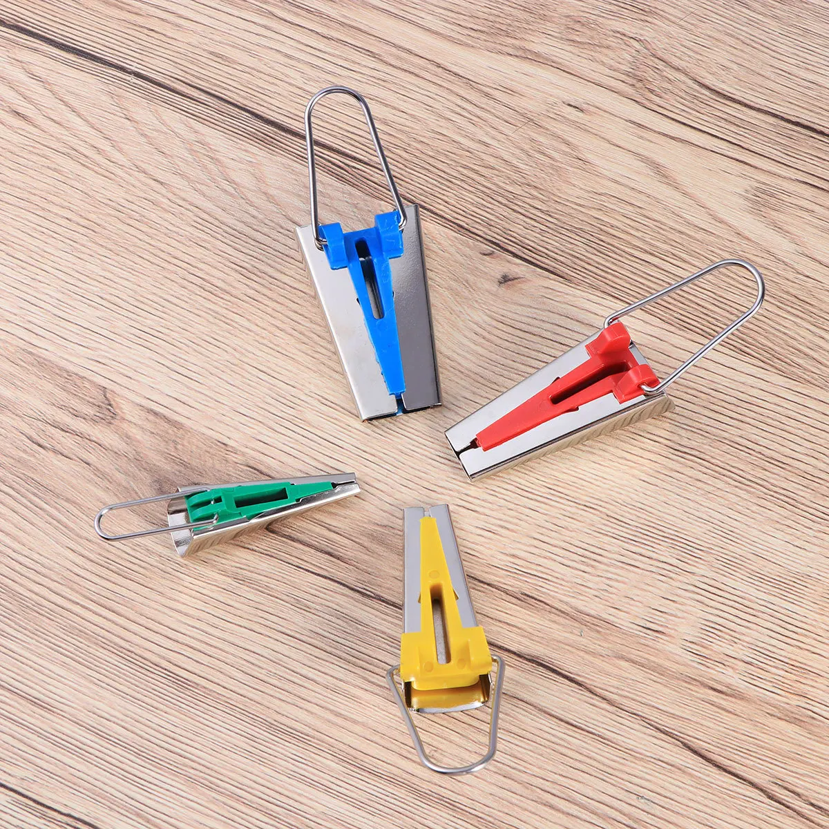 

4 размера ткани, косающие ленты, 6 мм, 12 мм, 18 мм, 25 мм, зеленый, желтый, красный, синий, жесткий пластиковый металлический складной инструмент для шитья